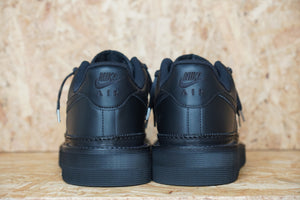 
                  
                    AF1 Low Ripple Zip Black
                  
                