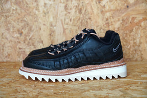 
                  
                    AIR MAX 95 VIBRAM RIPPLE (Black) 24.5cm
                  
                