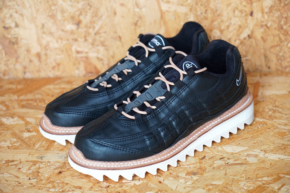 
                  
                    AIR MAX 95 VIBRAM RIPPLE (Black) 26.5cm
                  
                