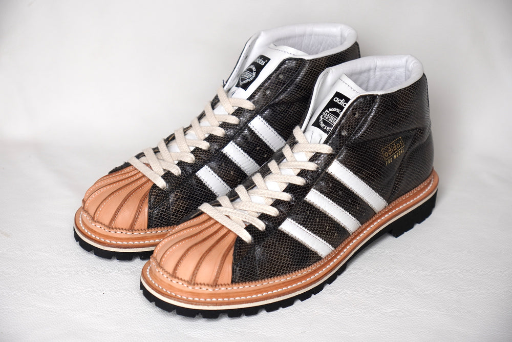 
                  
                    VINTAGE ADIDAS PRO MODEL VIBRAM 29.0cm
                  
                