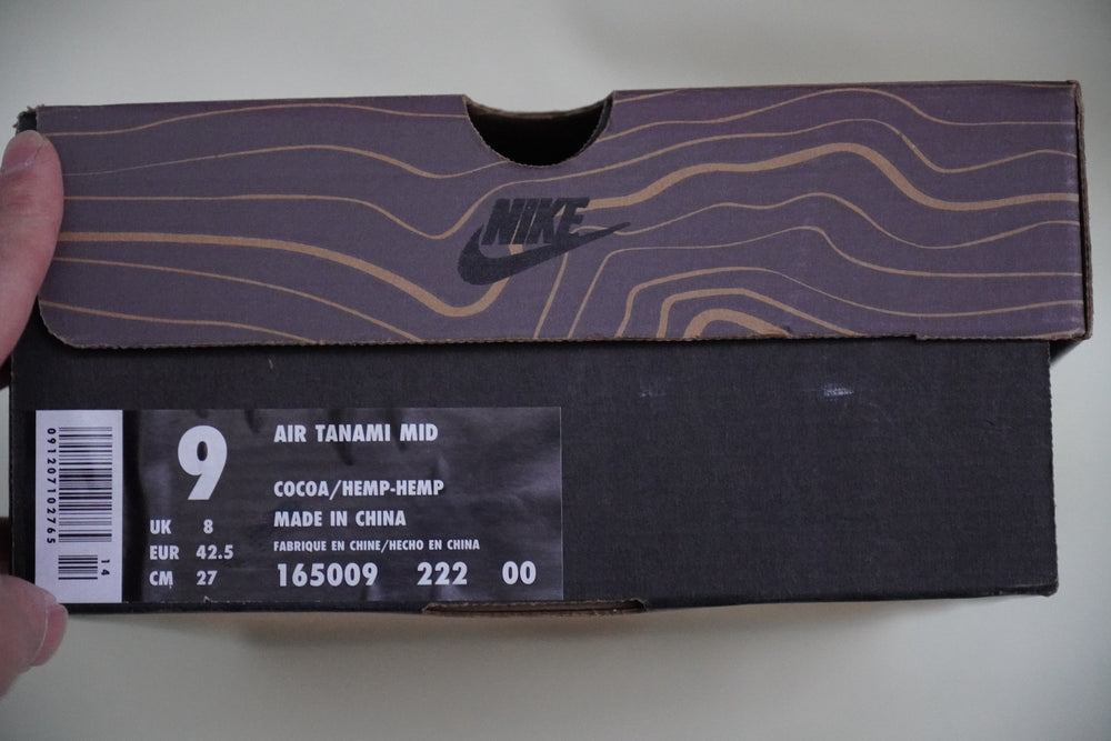 
                  
                    Nike  ACG Vintage  27cm
                  
                